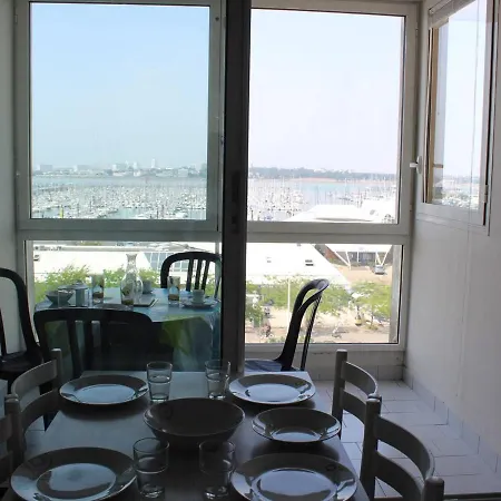 Appartement La Rochelle, 2 Pièces, 4 Personnes - Fr-1-246-513
